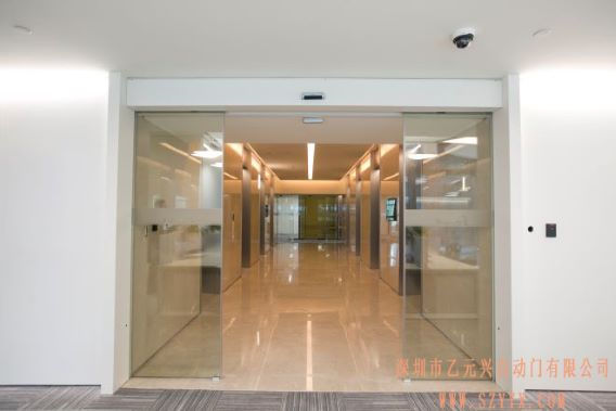 辦公樓自動(dòng)門(mén)-感應(yīng)器開(kāi)啟方案